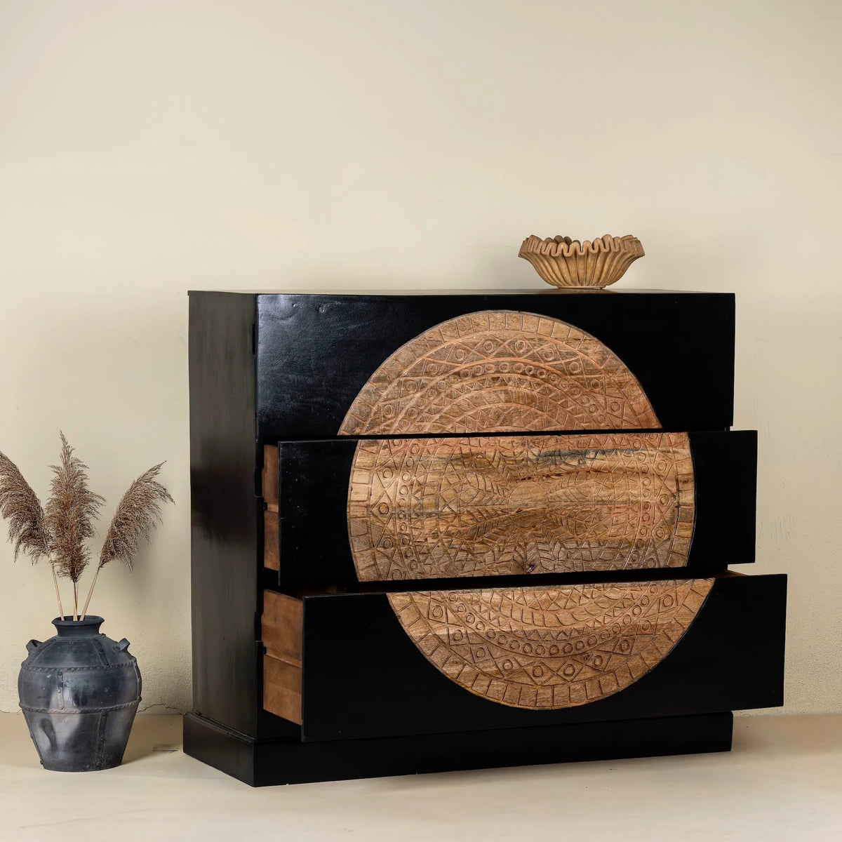 solidwood sideboard,
living room furniture,
console storage,
vintage style cabinet,
carved cabinet,
kitchen cabinets,
tv stand,
living spaces,
bathroom vanity,
console table,tv unit,
long cabinet,
solidwood sideboard,
living room furniture,
console storage,
vintage style cabinet,
carved cabinet,