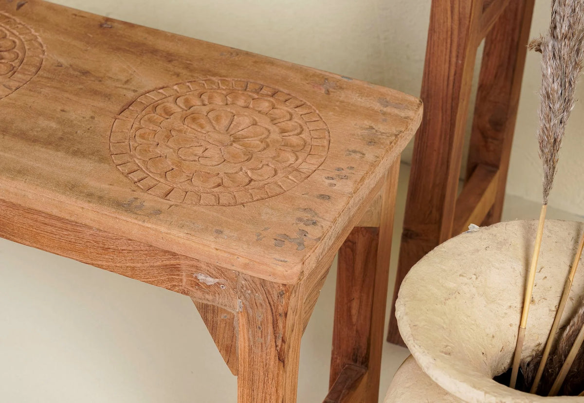 solid wood furniture,
antique vintage furniture,
tv table,
living room furniture sets,
tv console table,
console table with drawers,
console table with storage,
wooden bar stools,
small console table,
side tables for living room,
white console table,
living room table,
living room,
vintage furniture,
wood console table,