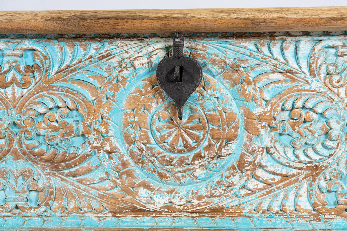 trunk box,
metal storage trunk,
trunk furniture,
trunk storage box,
chest storage box,
vintage storage trunk,
clothes trunk,
wooden trunk box,
small trunk box,
storage trunk furniture,