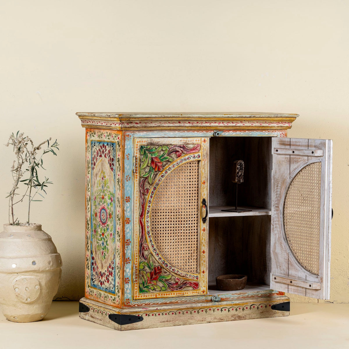 bathroom vanity,
console table,
chest of drawers,
home furniture,
outdoor kitchen cabinets,
bedroom dresser,
sideboard cabinet,