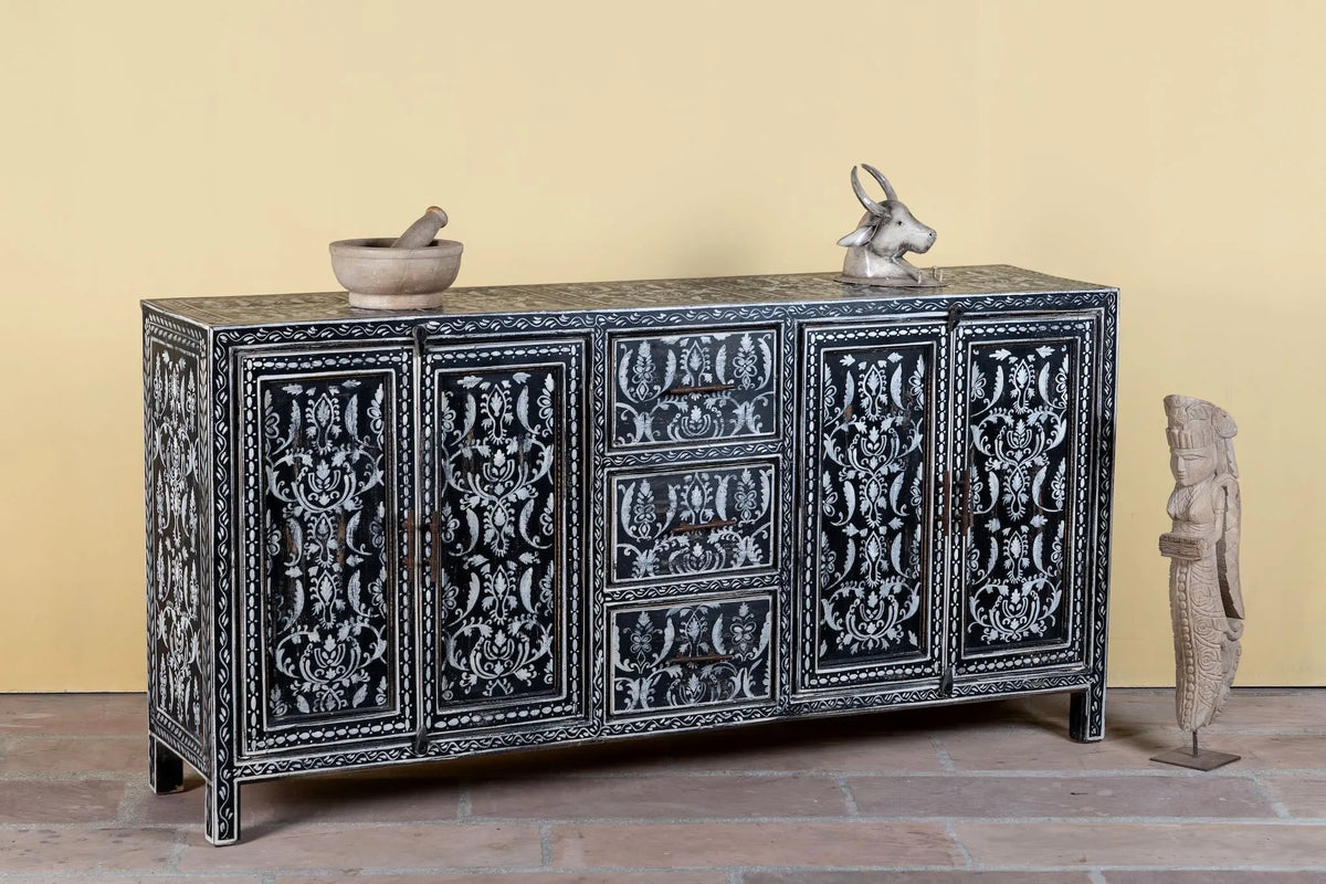 solidwood sideboard,
living room furniture,
console storage,
vintage style cabinet,
carved cabinet,
kitchen cabinets,
tv stand,
living spaces,
bathroom vanity,
console table,tv unit,
long cabinet,
solidwood sideboard,
living room furniture,
console storage,
vintage style cabinet,
carved cabinet,