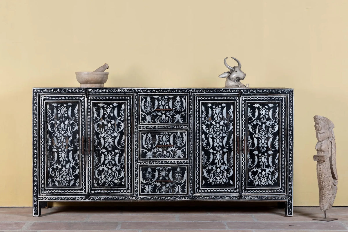 solidwood sideboard,
living room furniture,
console storage,
vintage style cabinet,
carved cabinet,
kitchen cabinets,
tv stand,
living spaces,
bathroom vanity,
console table,tv unit,
long cabinet,
solidwood sideboard,
living room furniture,
console storage,
vintage style cabinet,
carved cabinet,