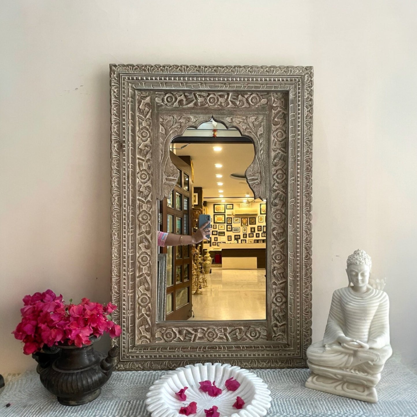 Antique wall mirror featuring a jharokha mirror frame, large vintage mirror styling, and gold-framed mirror details for retro and modern interiors.