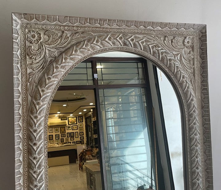 Antique mirror framed in a jharokha style with a large vintage mirror, featuring hand-carved wood detailing and a rustic finish. Perfect for adding elegance to your home, this vintage mirror works wonderfully in bathrooms, bedrooms, or living rooms, and complements both framed mirrors and retro-style furniture.