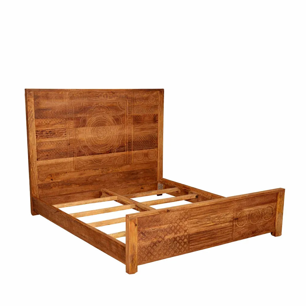 headboard,
vintage king bed,
solid wood bed,
heritage bed,
rattan bed,
queen solid wood bed,
bedroom furniture,
carved bed,