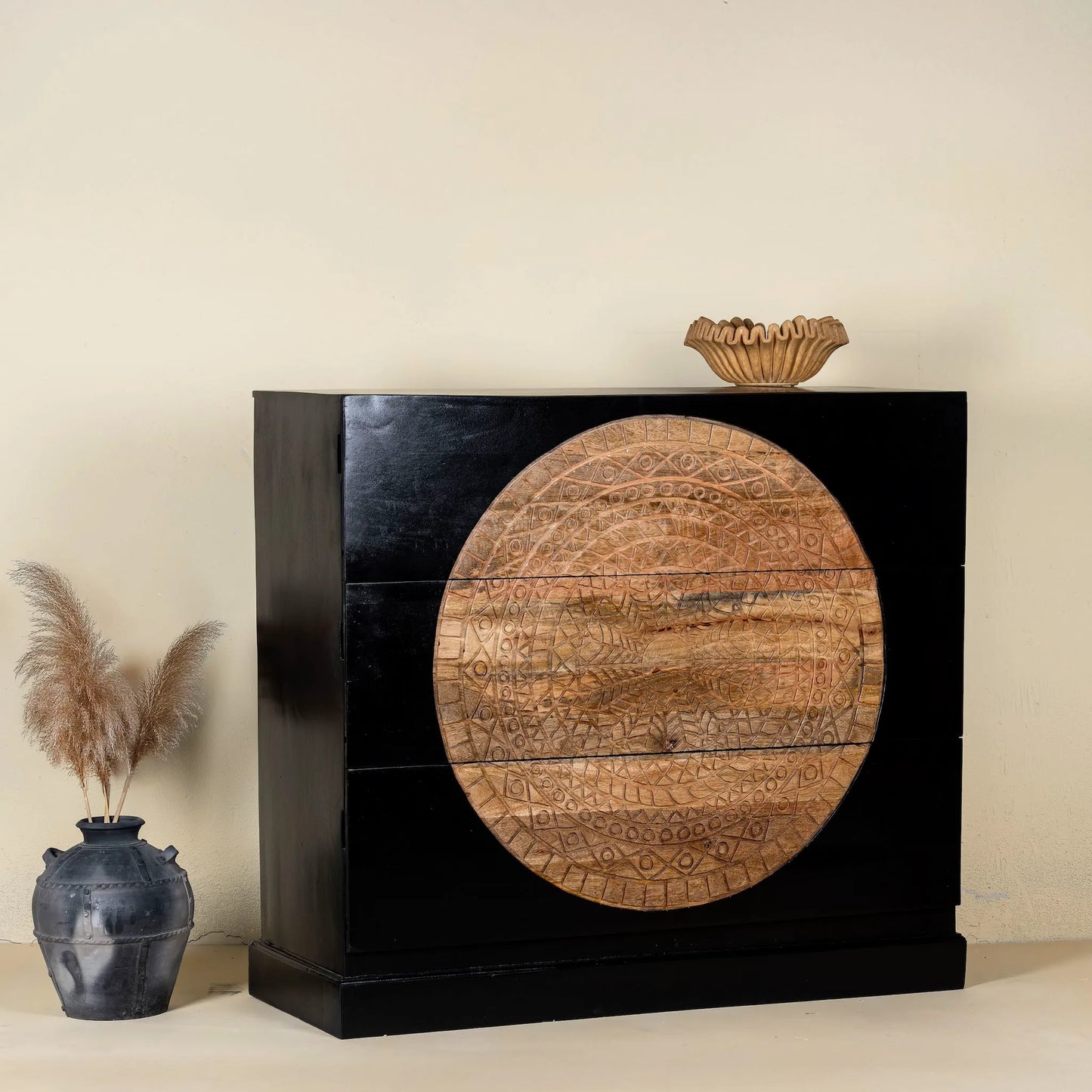 solidwood sideboard,
living room furniture,
console storage,
vintage style cabinet,
carved cabinet,
kitchen cabinets,
tv stand,
living spaces,
bathroom vanity,
console table,tv unit,
long cabinet,
solidwood sideboard,
living room furniture,
console storage,
vintage style cabinet,
carved cabinet,