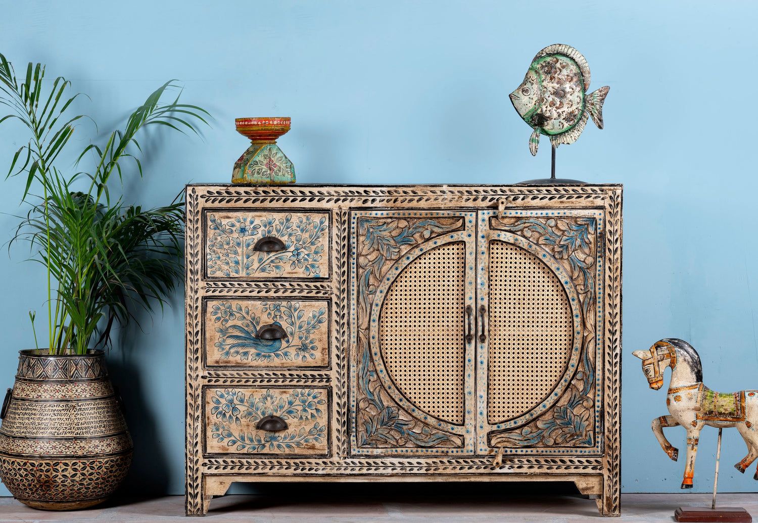 console table with drawers,
white sideboard,
accent cabinet,
bedside cabinets,
display case,
console table with storage,
console table with drawers,