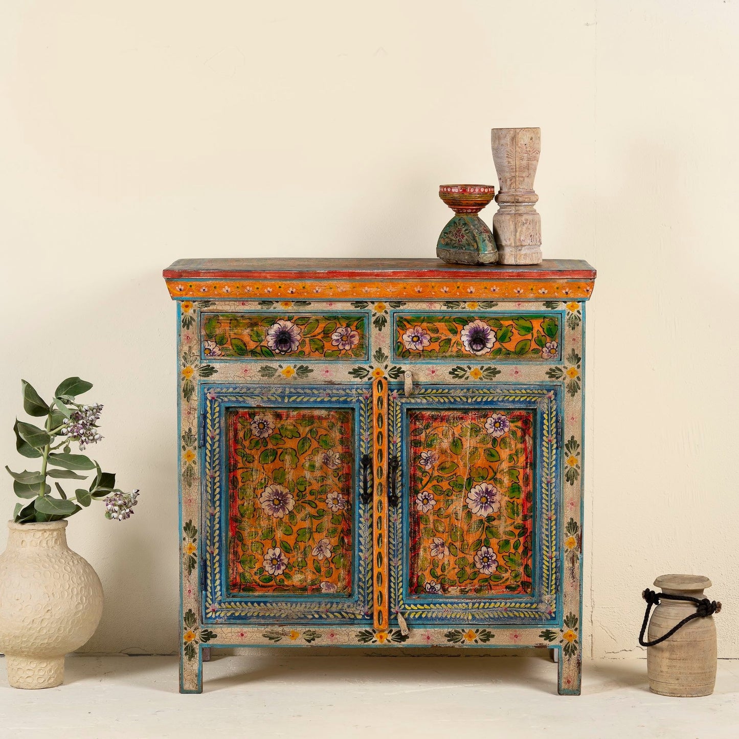 furniture,
solid wood cabinet,
vintage cabinet,
carved cabinet,
luxury cabinet,
home furnishings,
furniture stores near me,
garden furniture,