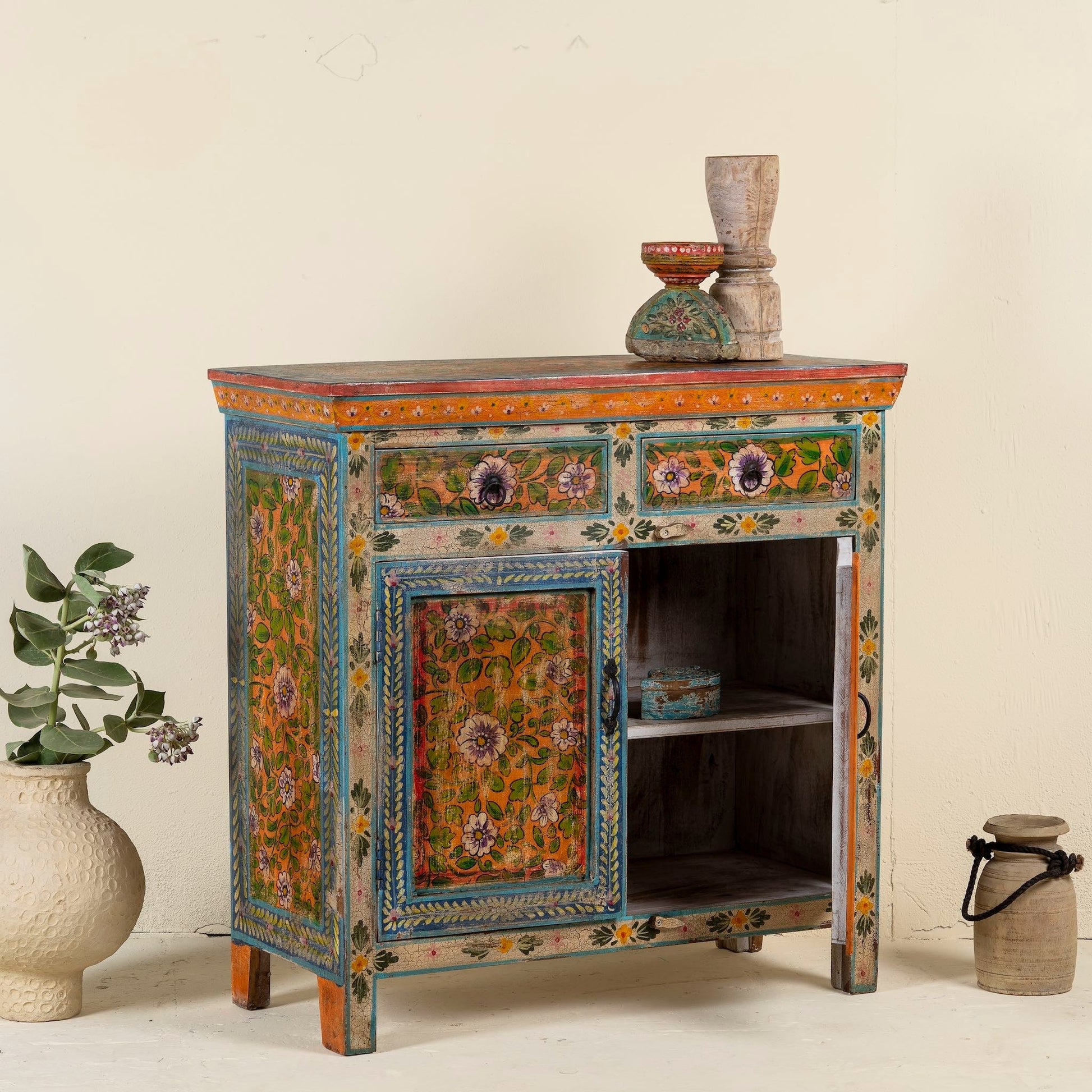 garden furniture,
bathroom vanity,
console table,
chest of drawers,
home furniture,
outdoor kitchen cabinets,
bedroom dresser,
sideboard cabinet, 