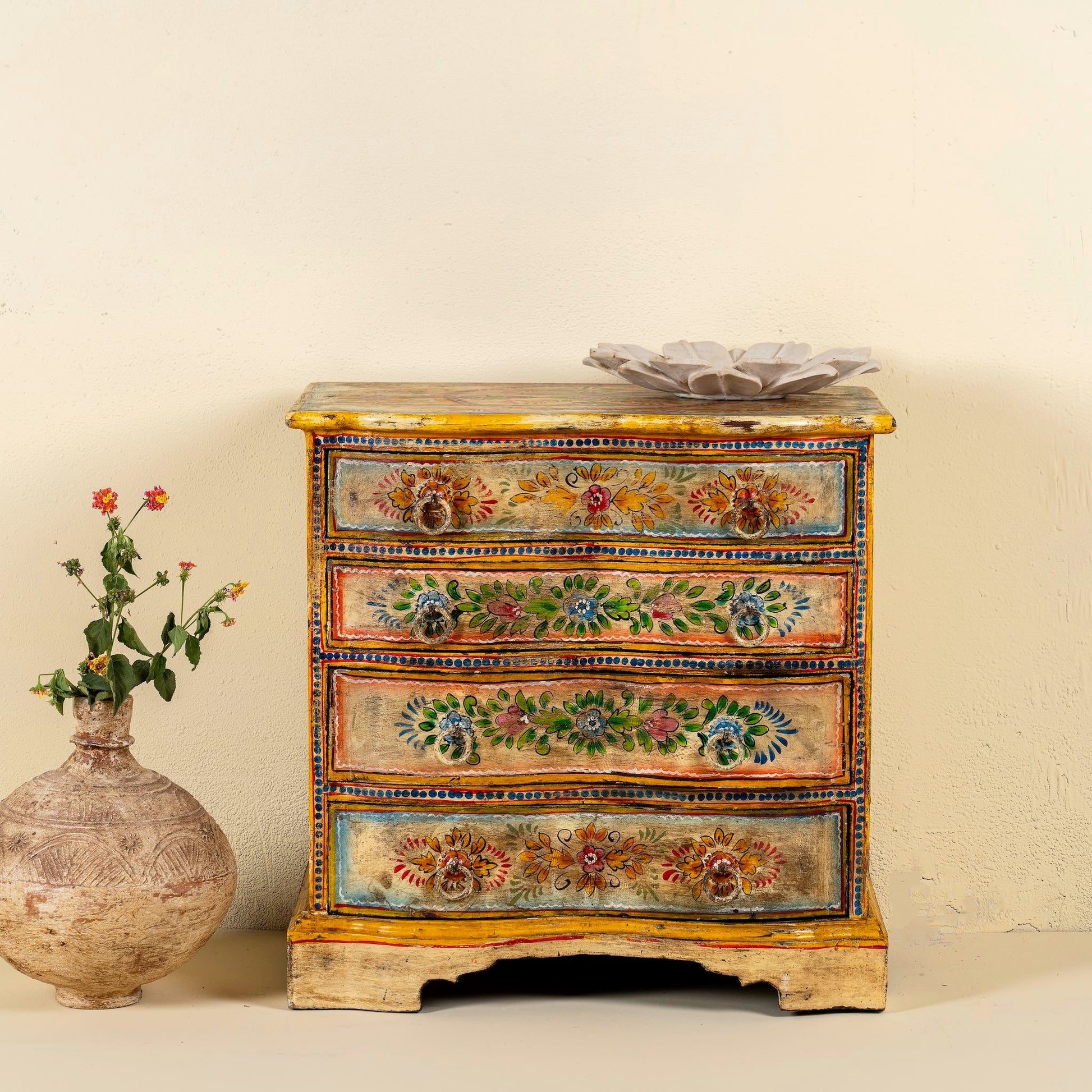 cabinets,
living room furniture,
furniture,
solid wood cabinet,
vintage cabinet,
carved cabinet,
luxury cabinet,
home furnishings,
furniture stores near me,
garden furniture,