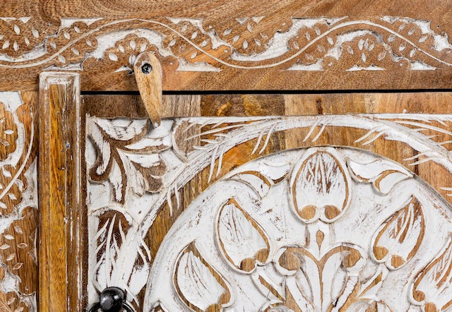 Doiwala Hand-Carved Mango Wood TV Lowboard with Floral Medallion Panels