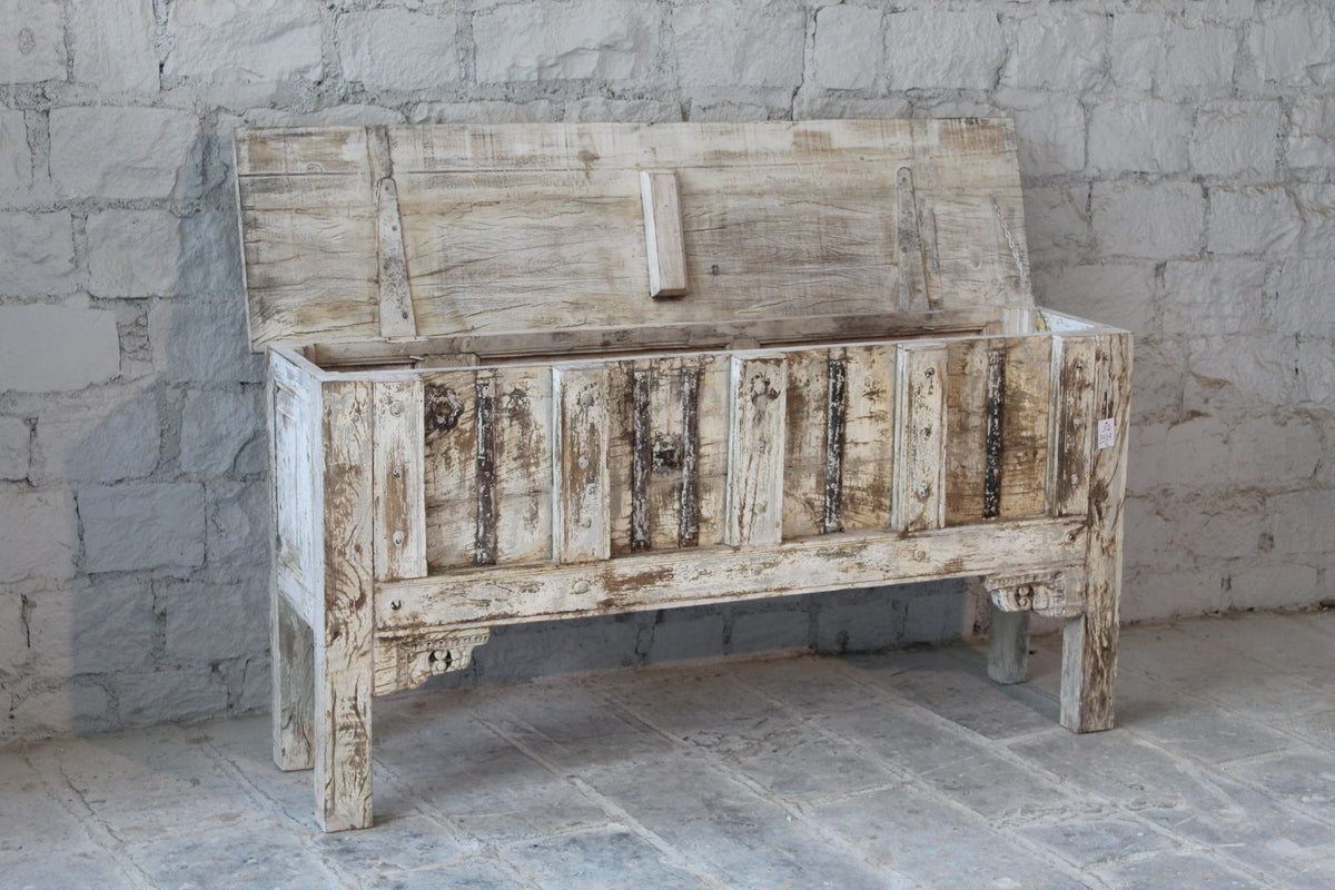tv console table,
console table with drawers,
console table with storage,
wooden bar stools,
small console table,
side tables for living room,
white console table,
living room table,
living room,
vintage furniture,
wood console table,
small tv stand,
