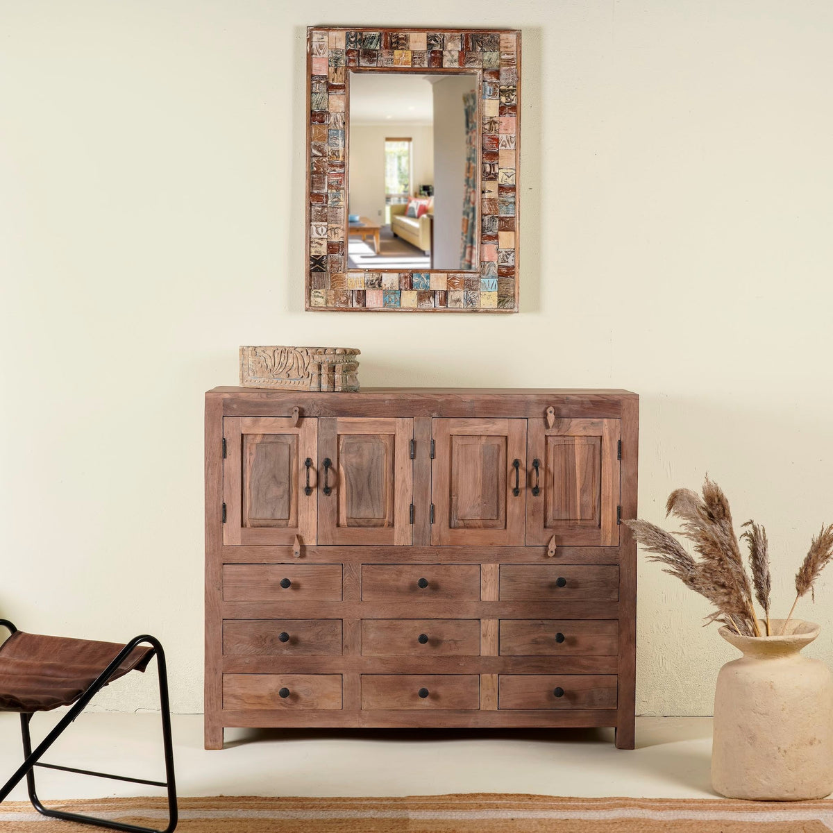 living room furniture,
console storage,
vintage style cabinet,
carved cabinet,