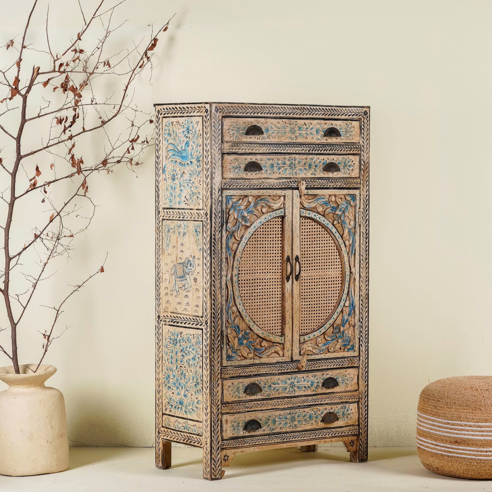 garden furniture,
bathroom vanity,
console table,
chest of drawers,
home furniture,
outdoor kitchen cabinets,
bedroom dresser,
sideboard cabinet,