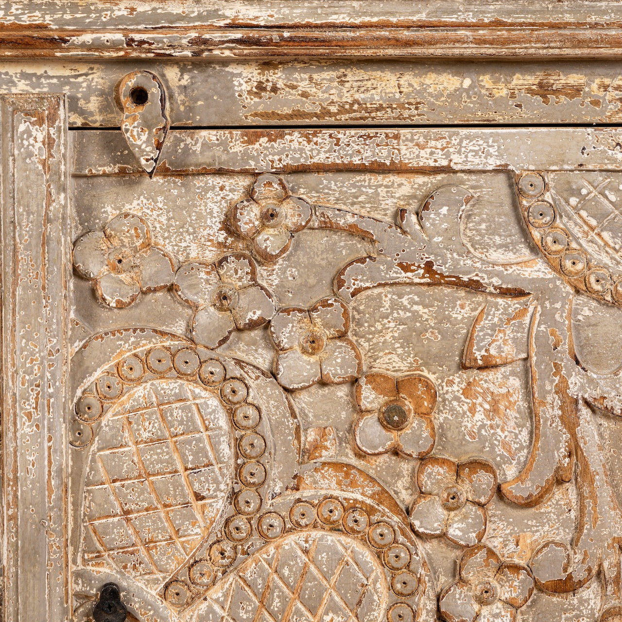 luxury cabinet,
home furnishings,
furniture stores near me,
garden furniture,
bathroom vanity,
console table,
chest of drawers,