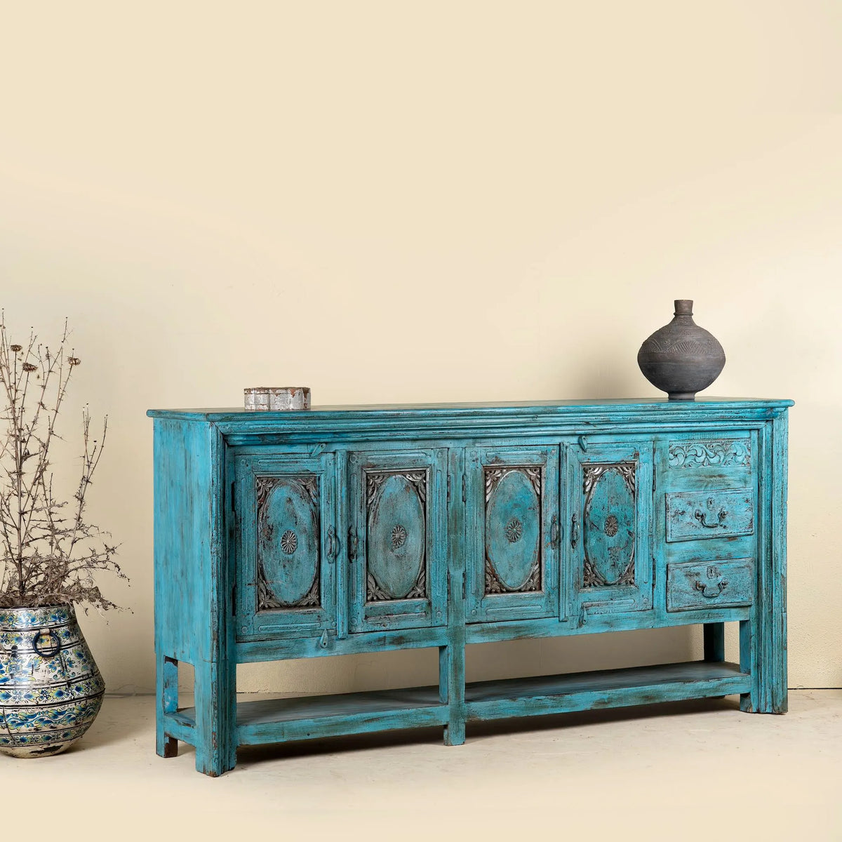 living room table,
living room,
vintage furniture,
wood console table,
small tv stand,
tv console cabinet,
rattan console table,
living room table,
tv table stand,
antique furniture,
solid wood tv stand,
