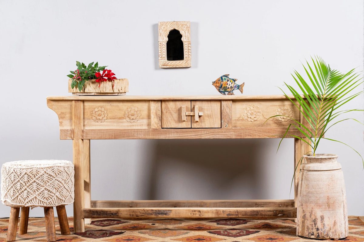 living room table,
living room,
vintage furniture,
wood console table,
small tv stand,
tv console cabinet,
rattan console table,
living room table,
tv table stand,