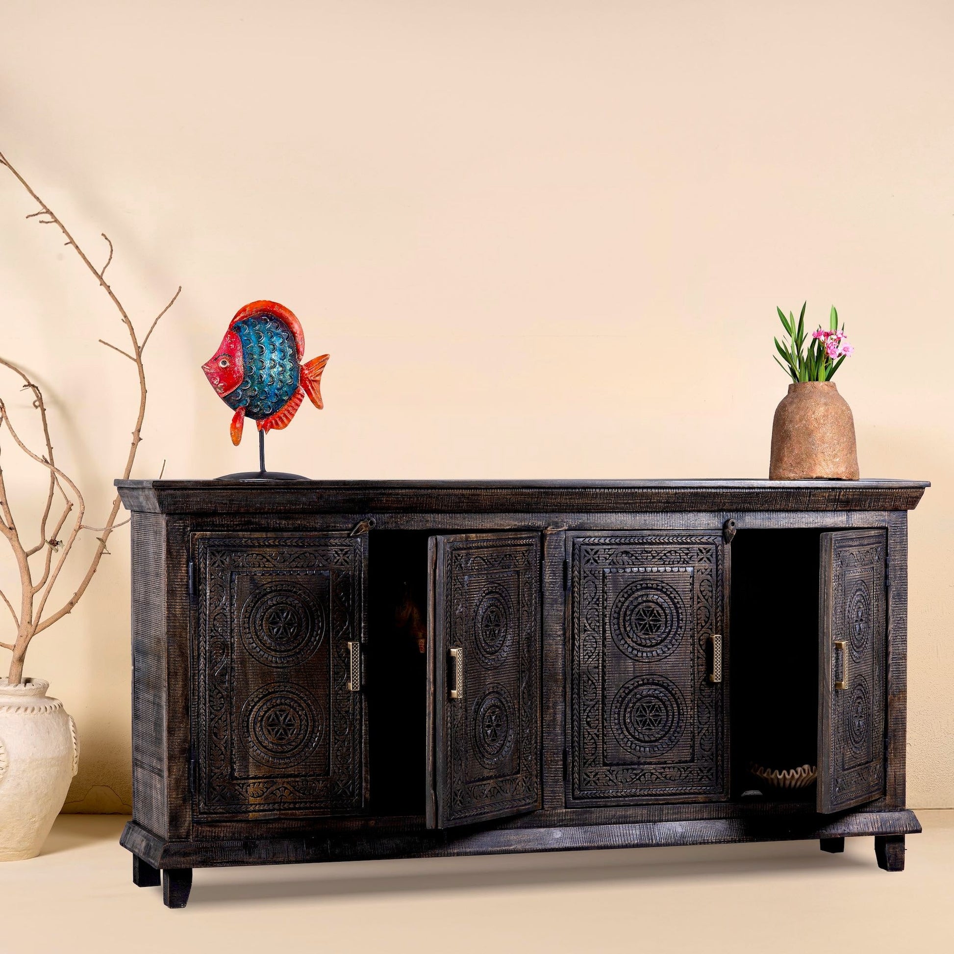 living room furniture sets,
tv console table,
white sideboard,
accent cabinet,
bedside cabinets,
display case,
console table with storage,