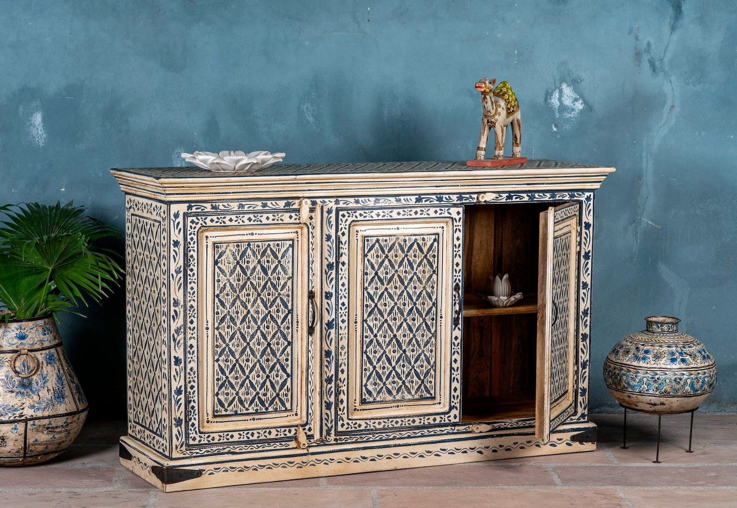 living room storage,
tv unit,
long cabinet,
solidwood sideboard,
living room furniture,
console storage,
vintage style cabinet,