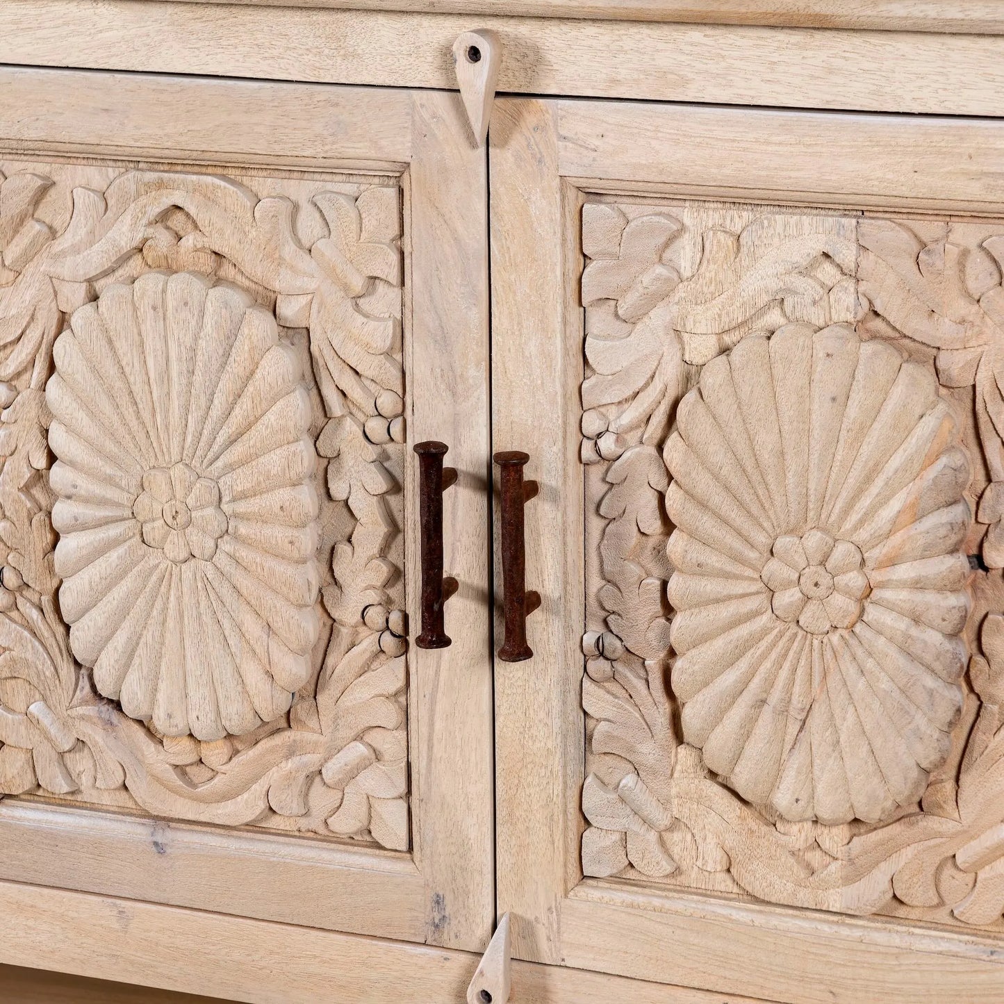 solid wood furniture,
antique vintage furniture,
tv table,
living room furniture sets,
tv console table,
console table with drawers,
console table with storage,
wooden bar stools,
small console table,
side tables for living room,
white console table,
living room table,